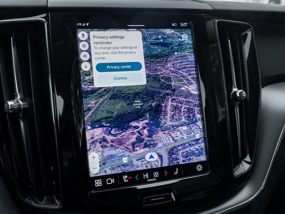 2025 Volvo XC60 Plug-In Hybrid T8 AWD Core Dark  Theme PLUG IN HYBRID  VOLVO CPO-11