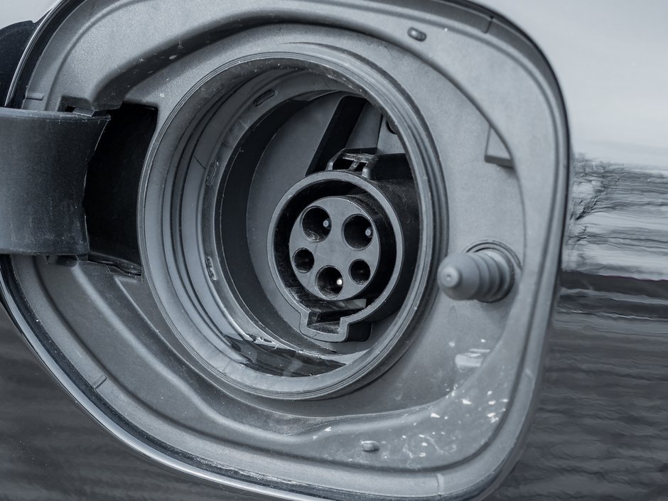 2025 Volvo XC60 Plug-In Hybrid T8 AWD PLUS  PLUG IN HYBRID  CPO RATE FROM 3.49%*-3