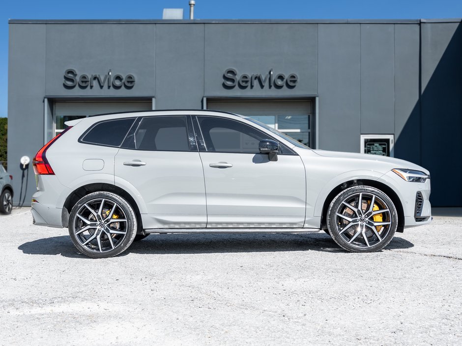 Volvo XC60 Plug-In Hybrid T8 AWD POLESTAR ENGINEERED  CPO  LIMITED SUPPLY 2026-6