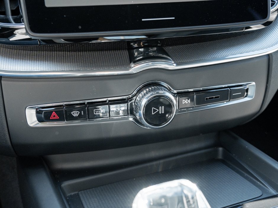 Volvo XC60 Plug-In Hybrid T8 AWD POLESTAR ENGINEERED  CPO  LIMITED SUPPLY 2026-23