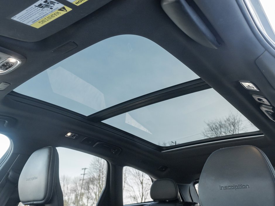 Volvo XC60 Recharge T8  Plug-In Hybrid Inscription TRADE IN VOLVO CPO 2020-20