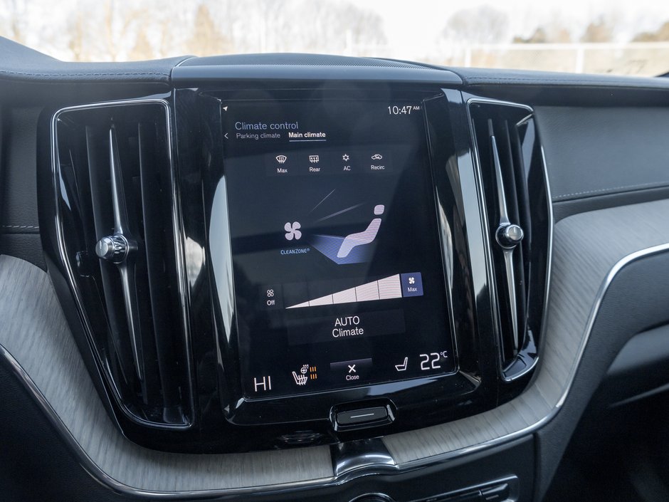 Volvo XC60 Recharge T8  Plug-In Hybrid Inscription TRADE IN VOLVO CPO 2020-18