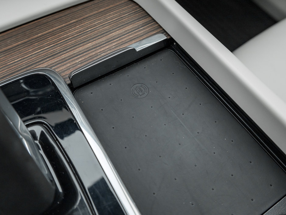 Volvo XC60 Recharge T8 eAWD PHEV Inscription Expression -Ltd Avail- 2022-17