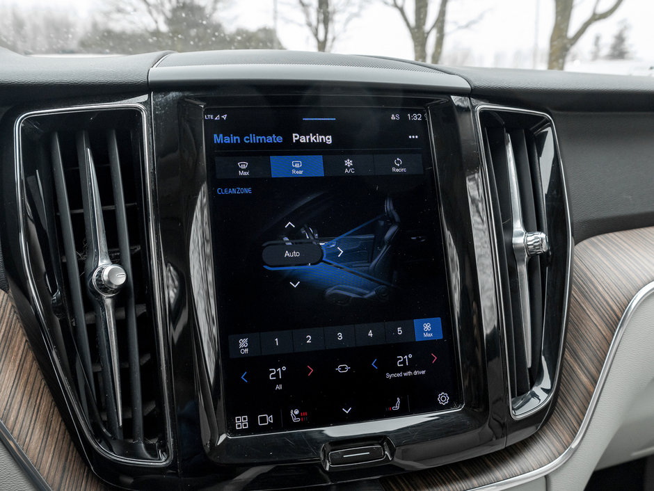 Volvo XC60 Recharge T8 eAWD PHEV Inscription Expression -Ltd Avail- 2022-19