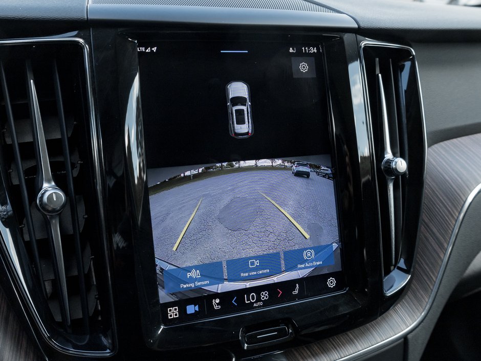 2022 Volvo XC60 Recharge T8 eAWD PHEV Inscription Expression-PREMIUM PACK-13