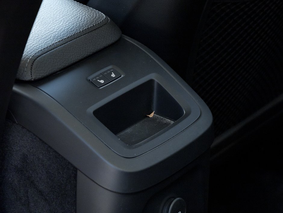 2022 Volvo XC60 Recharge T8 eAWD PHEV Inscription Expression-PREMIUM PACK-26