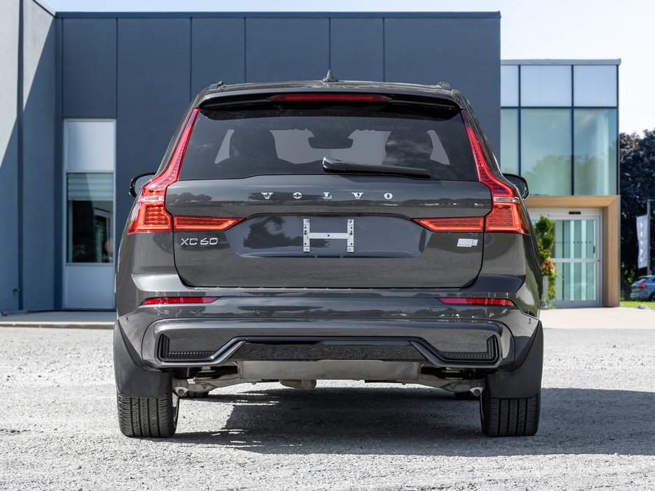 2022 Volvo XC60 Recharge T8 eAWD PHEV R-Design 21ALLOY WHEEL HARMAN KARDON-6