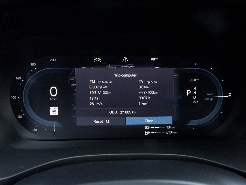 2022 Volvo XC60 Recharge T8 eAWD PHEV R-Design 21ALLOY WHEEL HARMAN KARDON-10