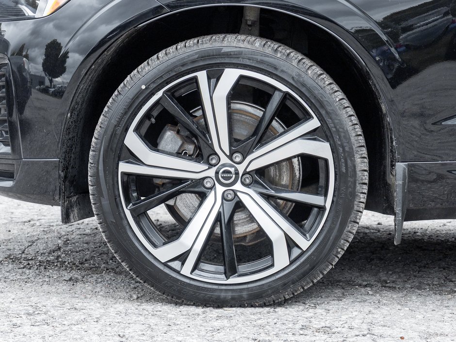 2022 Volvo XC60 Recharge T8 eAWD PHEV R-Design  NEW TIRES  VOLVO CPO-4
