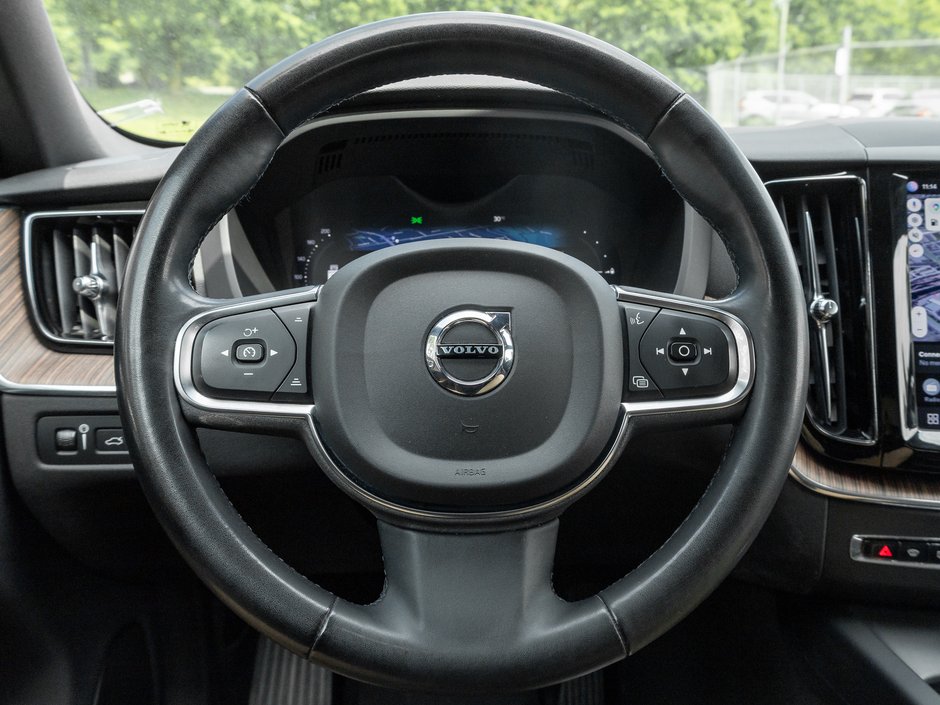 Volvo XC60 Recharge T8 eAWD PHEV Inscription Exp  NEW TIRES & BRAKES 2022-8
