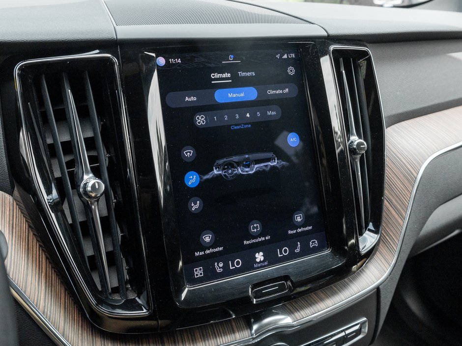 Volvo XC60 Recharge T8 eAWD PHEV Inscription Exp  NEW TIRES & BRAKES 2022-21