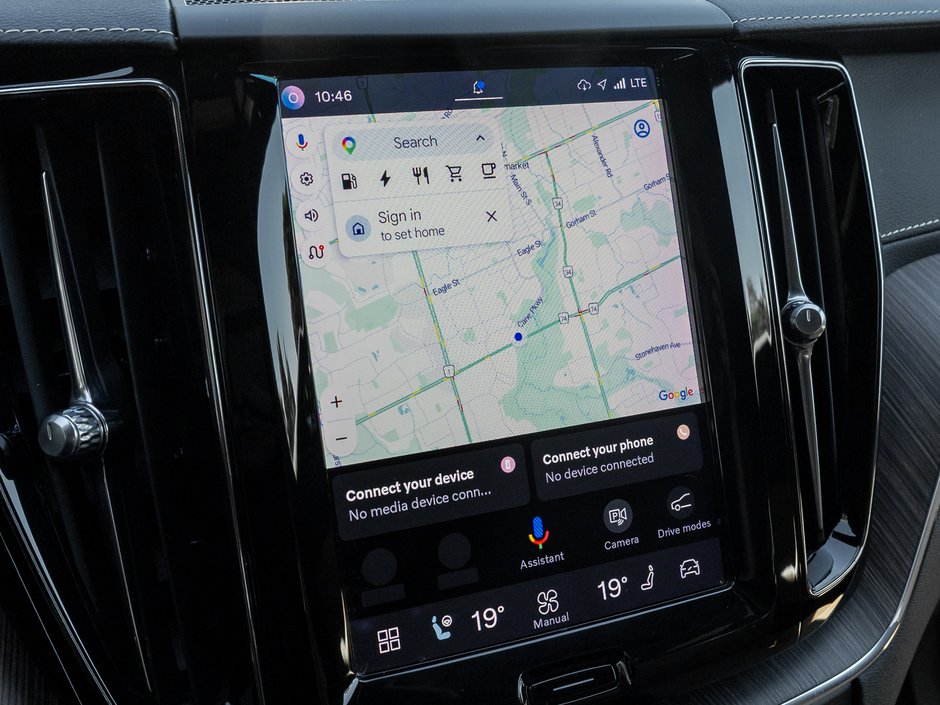 2022 Volvo XC60 Recharge T8 eAWD PHEV INSCRIPTION  B & WILKINS  HUD-12
