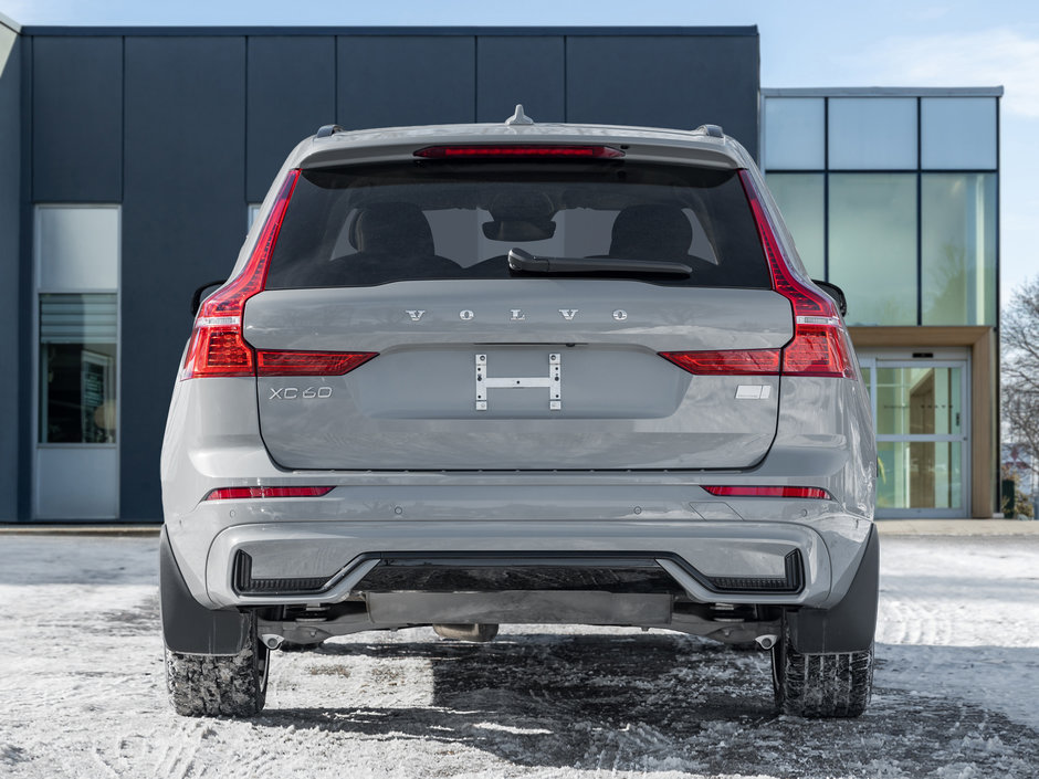 2024 Volvo XC60 Recharge T8 eAWD PHEV Ultimate Dark Theme - CPO INCLUDED-5