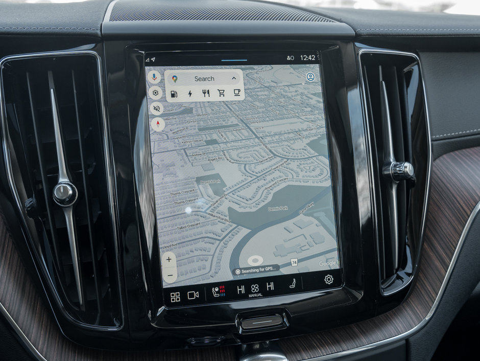 2024 Volvo XC60 Recharge T8 eAWD PHEV Ultimate Dark Theme - CPO INCLUDED-10