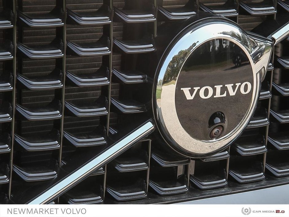 Volvo XC60 Recharge T8 eAWD PHEV Ultimate Dark Theme - CPO included 2024-9