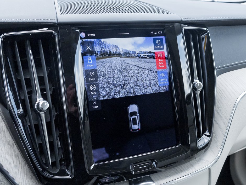 2024 Volvo XC60 Recharge T8 eAWD PHEV ULTIMATE  OFF LEASE  ONE OWNER  CPO-13