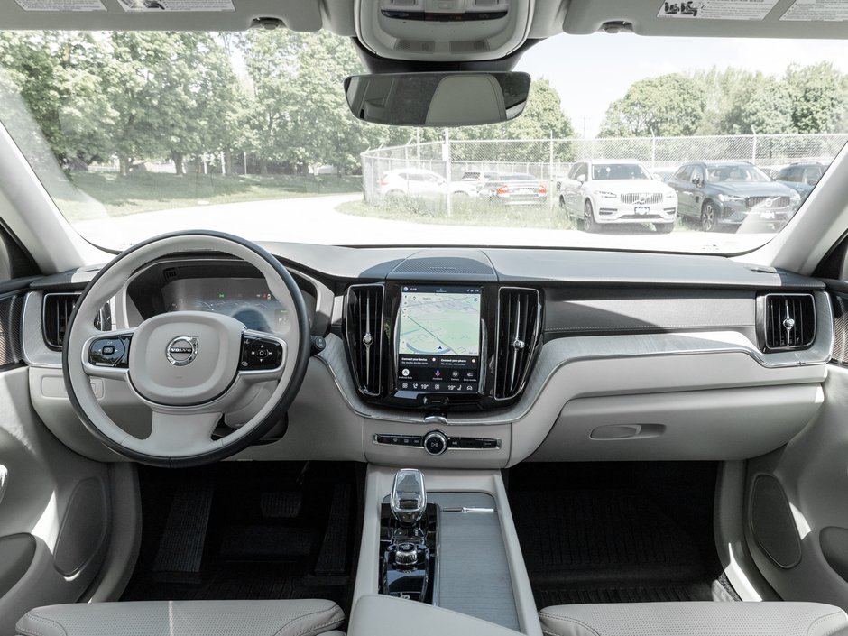 2025 Volvo XC60 Recharge T8 AWD ULTRA LOW MILEAGE  21WHEELS  HARMAN KARDON-28