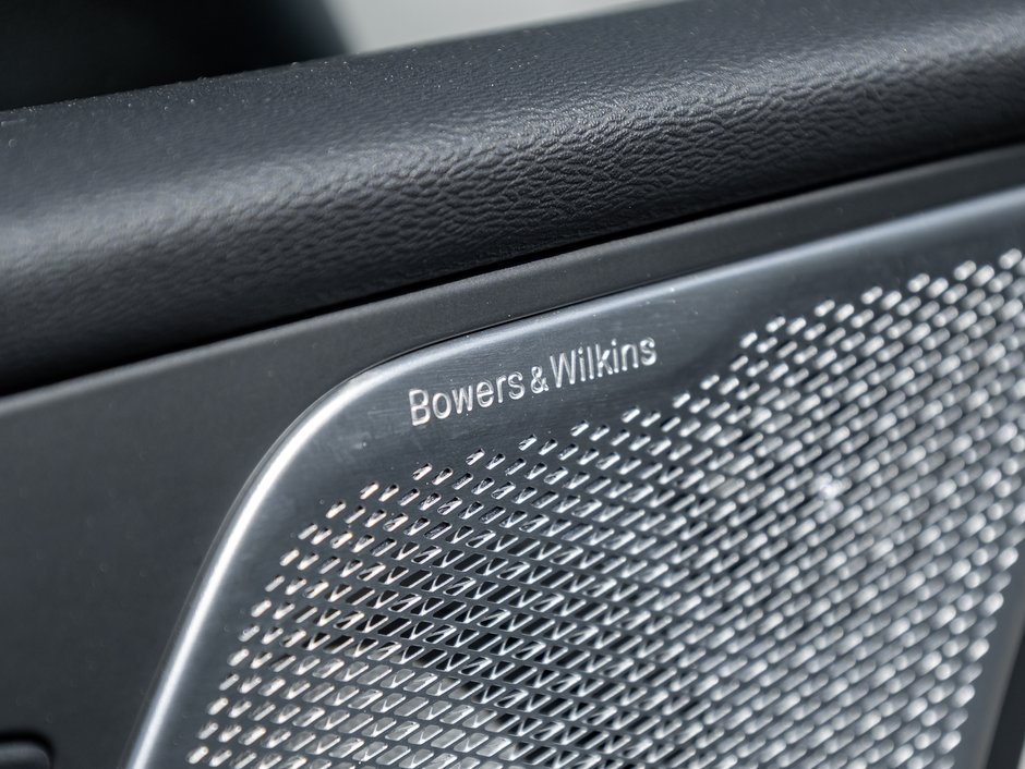2026 Volvo XC60 Recharge T8 AWD ULTRA  PLUG-IN HYBRID  BOWERS & WILKINS-15