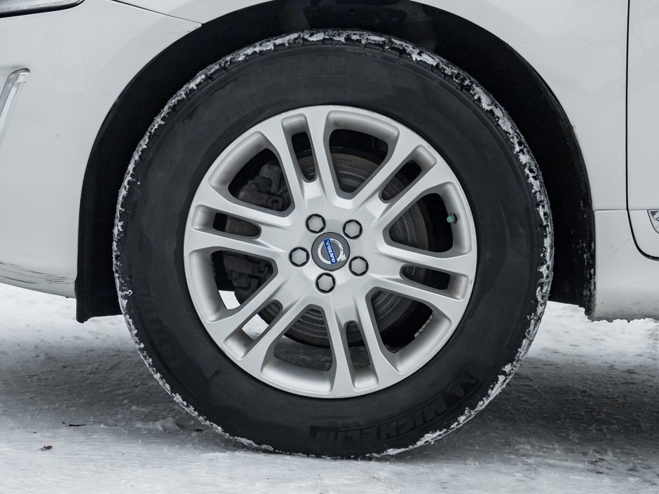 2015 Volvo XC60 2015.5 AWD 5dr T5  TRADE IN  NO ACCIDENTS  AS IS-3