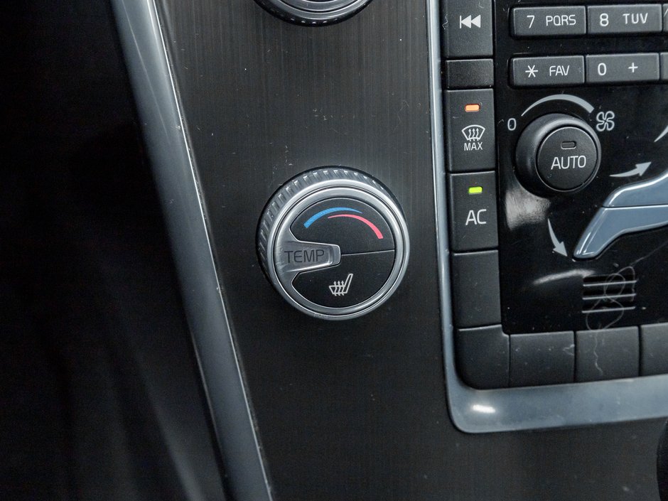 2015 Volvo XC60 2015.5 AWD 5dr T5  TRADE IN  NO ACCIDENTS  AS IS-13