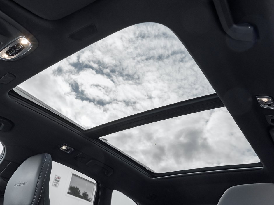 2020 Volvo XC60 T6 AWD Inscription  NEW TIRES  LOW KM  CPO-19