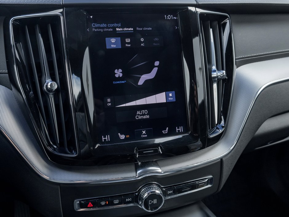 2020 Volvo XC60 T6 AWD Inscription  NEW TIRES  LOW KM  CPO-17