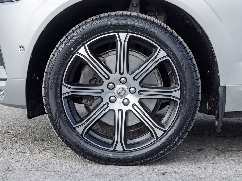 2020 Volvo XC60 T6 AWD Inscription  NEW TIRES  LOW KM  CPO-3