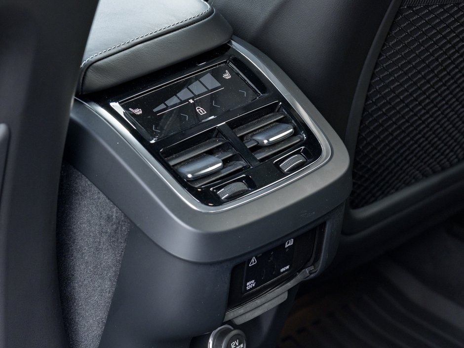 2020 Volvo XC60 T6 AWD Inscription  NEW TIRES  LOW KM  CPO-22