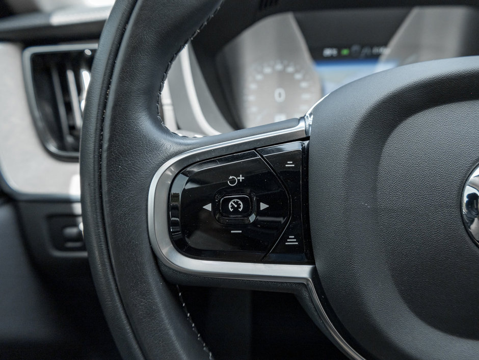 Volvo XC60 Recharge T8 eAWD PHEV INSCRIPTION  CPO  H KARDON 2021-9