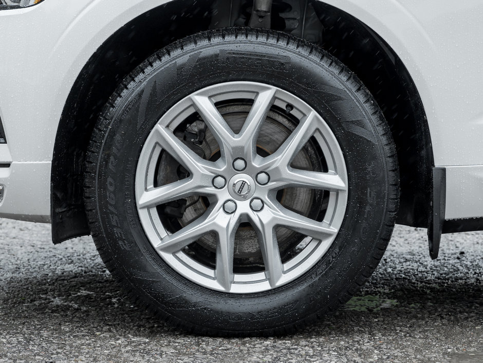 2021 Volvo XC60 T6 AWD Momentum NEW TIRES CPO-3