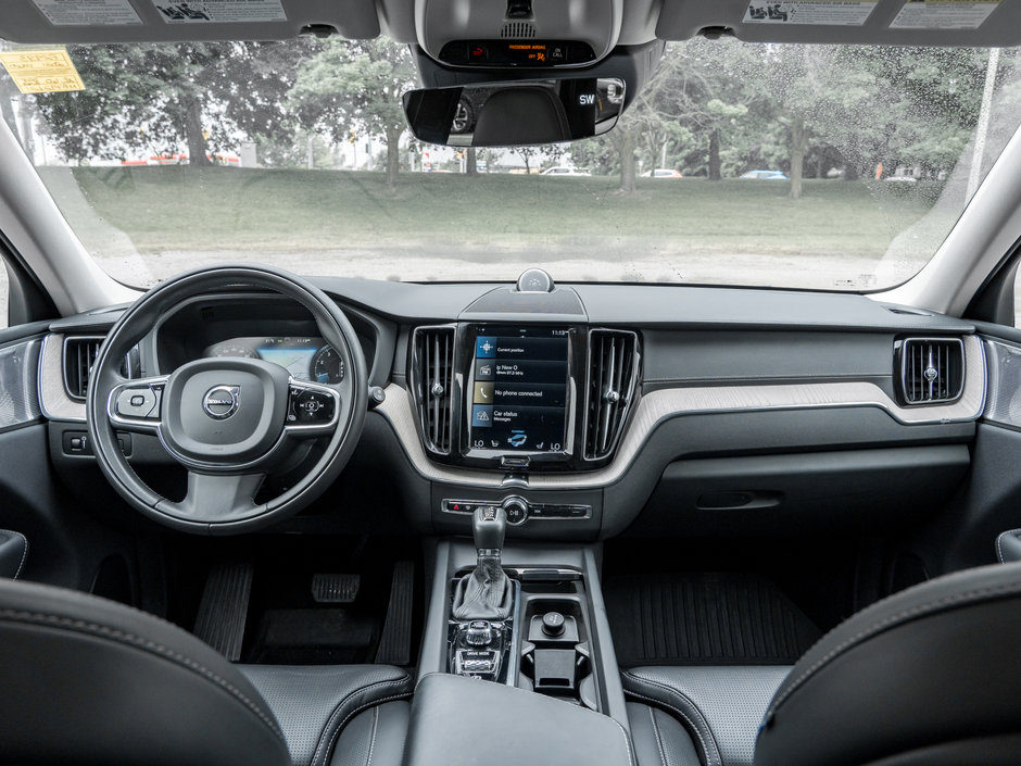 Volvo XC60 T6 AWD Inscription BOWERS&WILKINS  CPO  NEW TIRES 2021-22