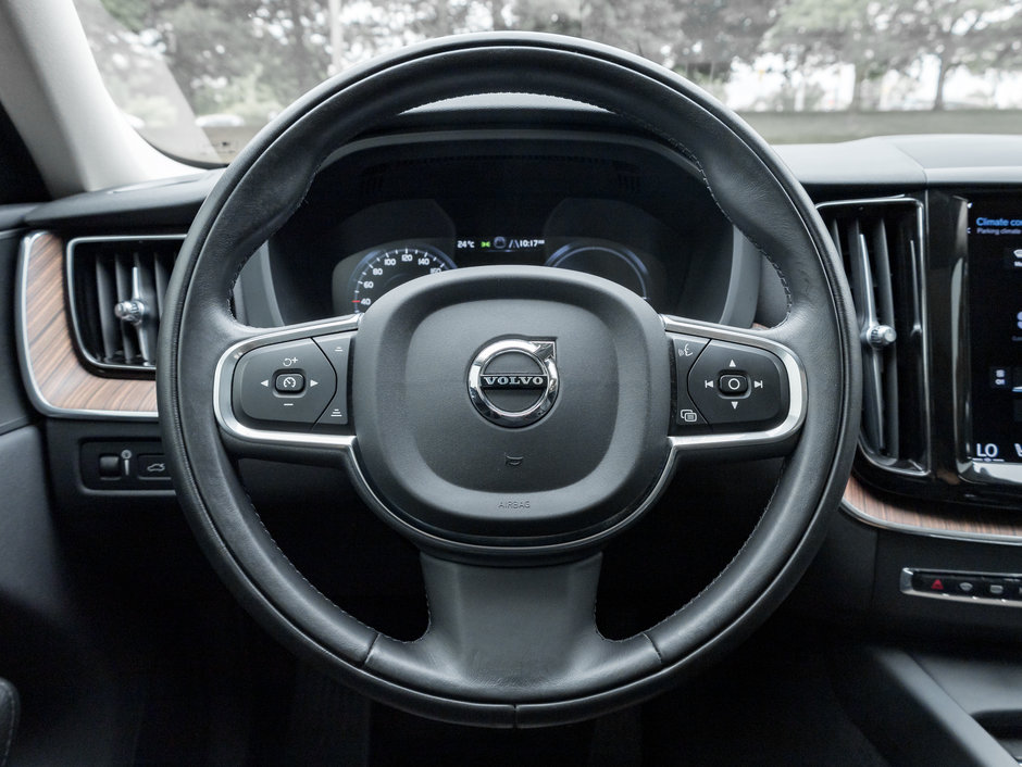 Volvo XC60 Recharge T8 eAWD PHEV  ADVANCED  PREMIUM  CPO 2021-8