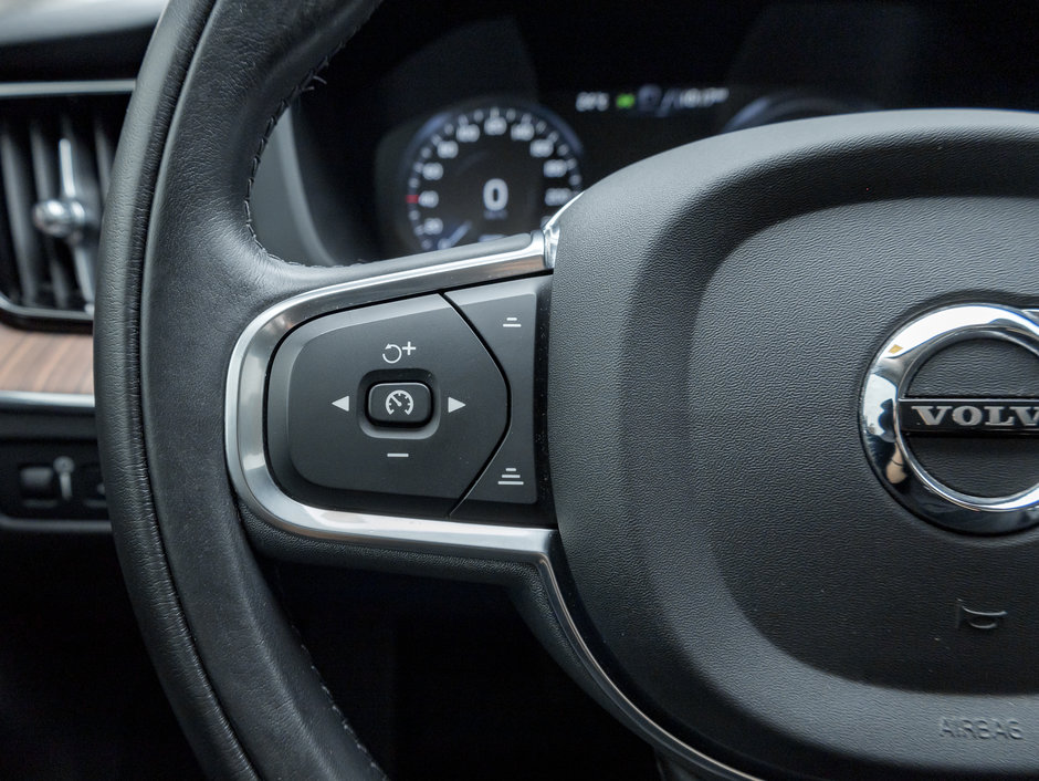 Volvo XC60 Recharge T8 eAWD PHEV  ADVANCED  PREMIUM  CPO 2021-9