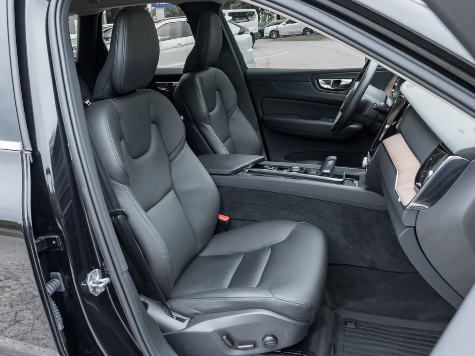 Volvo XC60 Recharge T8 eAWD PHEV  ADVANCED  PREMIUM  CPO 2021-25
