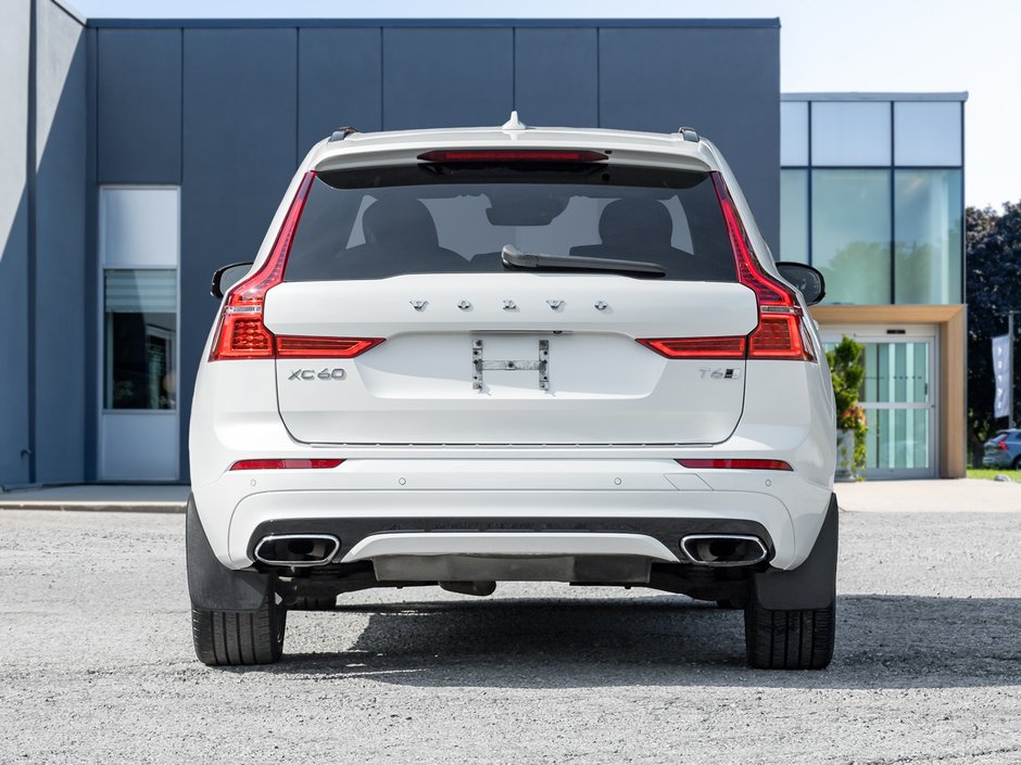 2021 Volvo XC60 T6 AWD R-Design  NEW BRAKES  VOLVO CPO-5