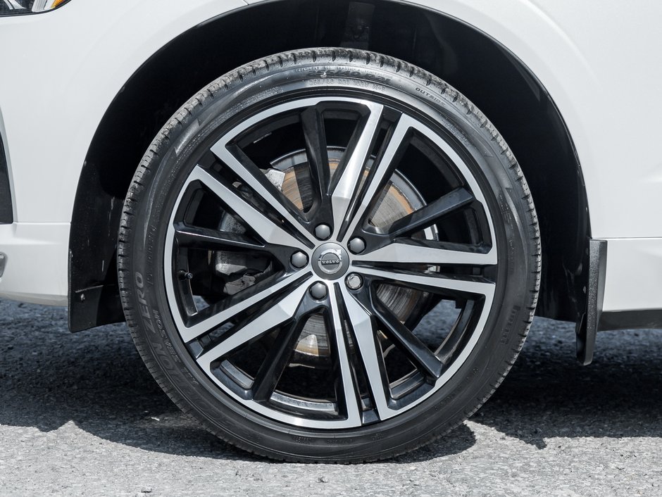2021 Volvo XC60 T6 AWD R-Design  NEW BRAKES  VOLVO CPO-3