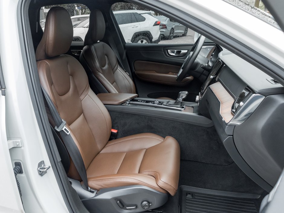2021 Volvo XC60 T6 AWD Inscription  VOLVO CPO-24