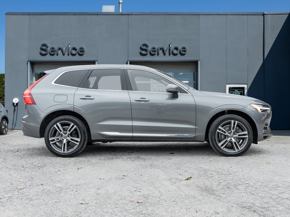 2021 Volvo XC60 Recharge T8 eAWD PHEV Inscription Expression-5