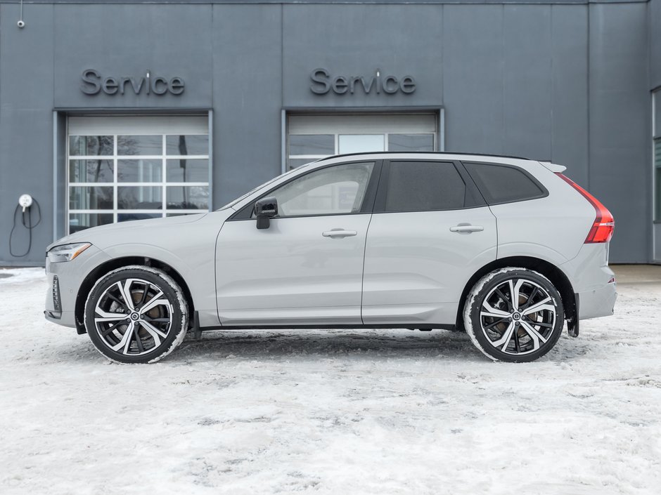2022 Volvo XC60 B6 AWD R-Design  BOWER & WILKINS  21 ALLOY WHEEL-2