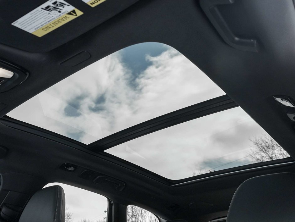 2022 Volvo XC60 R-Design-19