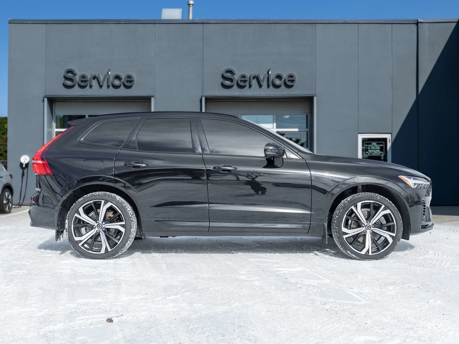 2022 Volvo XC60 R-Design-5