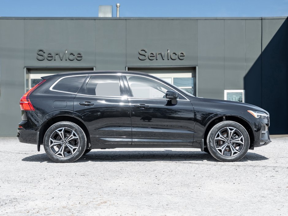 Volvo XC60 B5 AWD Momentum LOW KM  CPO FINANCE RATE fr 3.49%* 2022-4