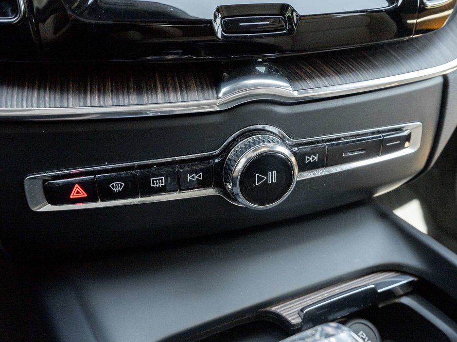 2022 Volvo XC60 Inscription-20
