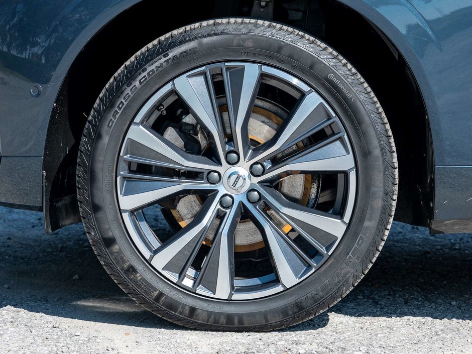 2022 Volvo XC60 INSCRIPTION  BOWERS & WILKINS  ADVANCED PACK  CPO-3