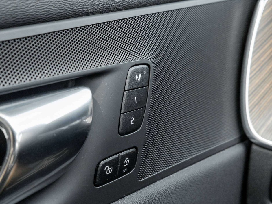 Volvo XC60 Inscription Expression 2022-15