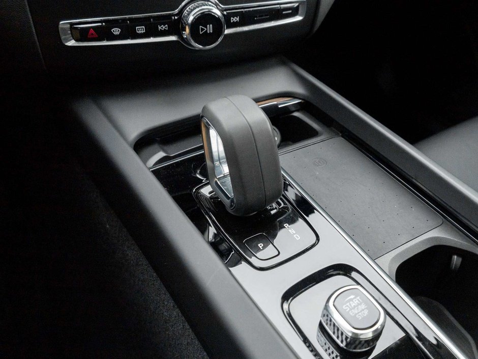 2022 Volvo XC60 Inscription Expressio^See Mileage^CPO^fr 3.49%*-18