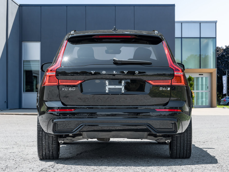 Volvo XC60 B6AWD Ultimate Dark Theme POLESTAR 22 ALLOY WHEEL 2023-5