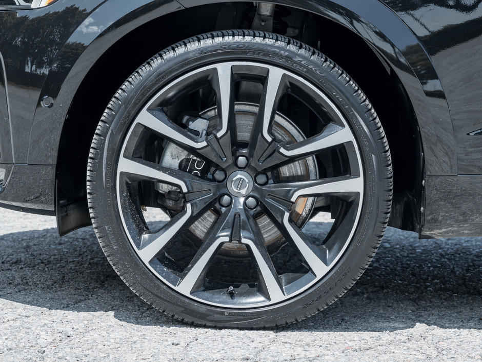 Volvo XC60 B6AWD Ultimate Dark Theme POLESTAR 22 ALLOY WHEEL 2023-3