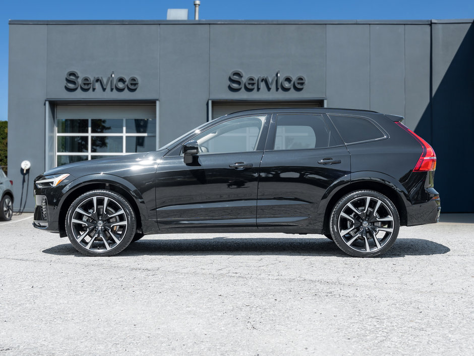 Volvo XC60 B6AWD Ultimate Dark Theme POLESTAR 22 ALLOY WHEEL 2023-2