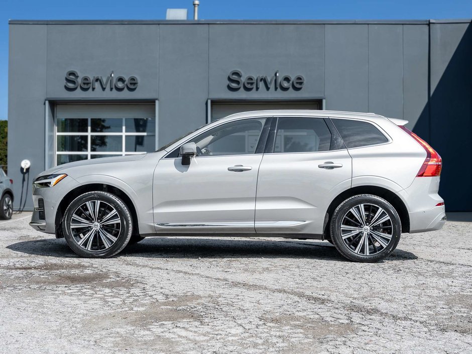 2023 Volvo XC60 Plus Bright Theme-2